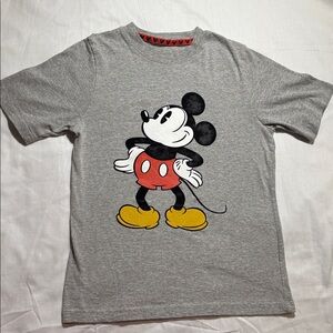 Disney Kid’s Gray T-Shirt with Red Mickey Mouse Design